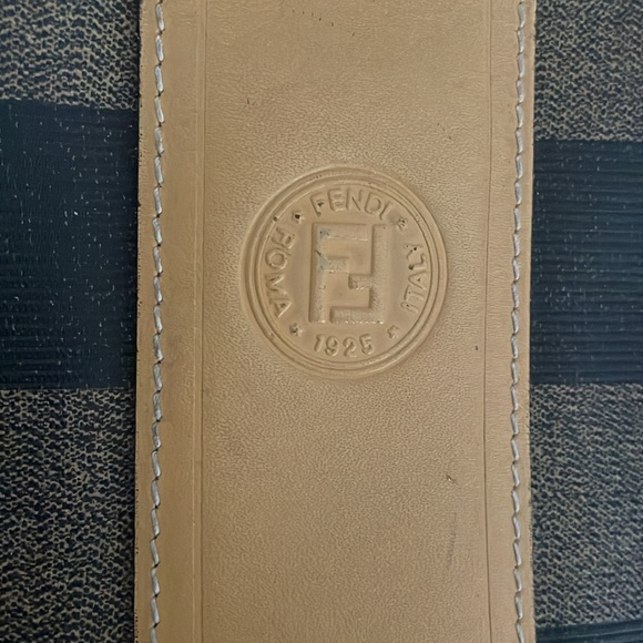 Authentic Vintage Fendi Purse - Picture 2 of 10